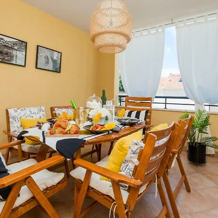 Mirjam's Charming Apartman