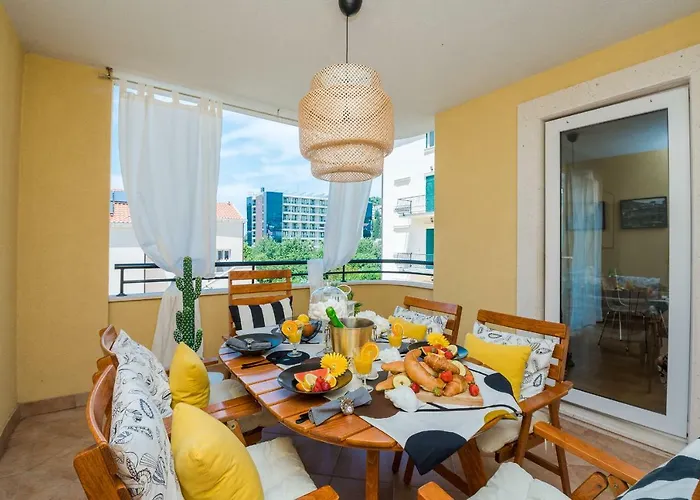 Lejlighed Mirjam's Charming *